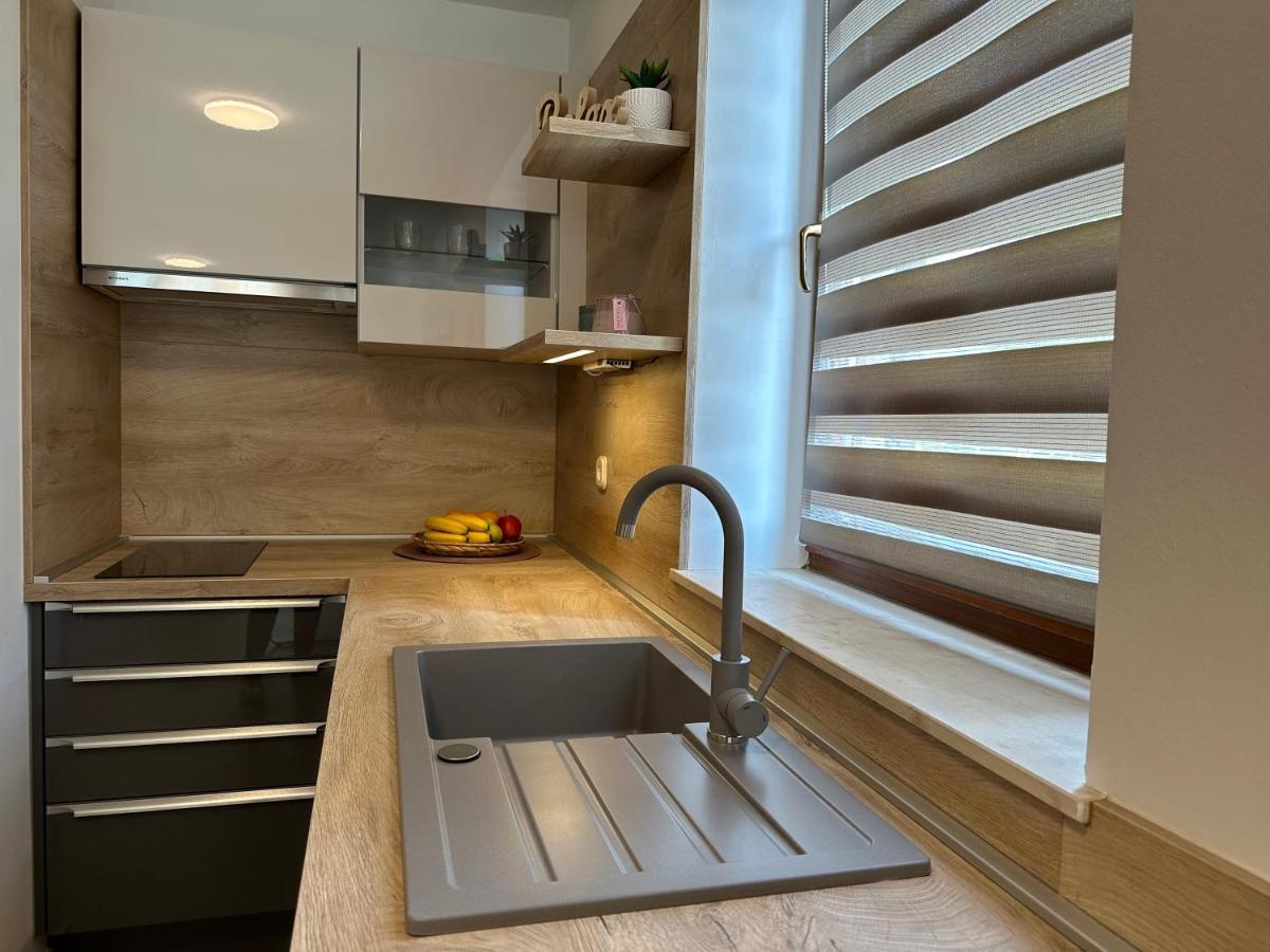 Apartmani Roko Biograd Na Moru Exterior photo